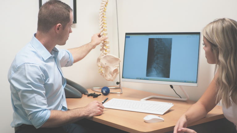 Read more about the article Lumbar disc injury – What a bulging disc feels like and what to do about it