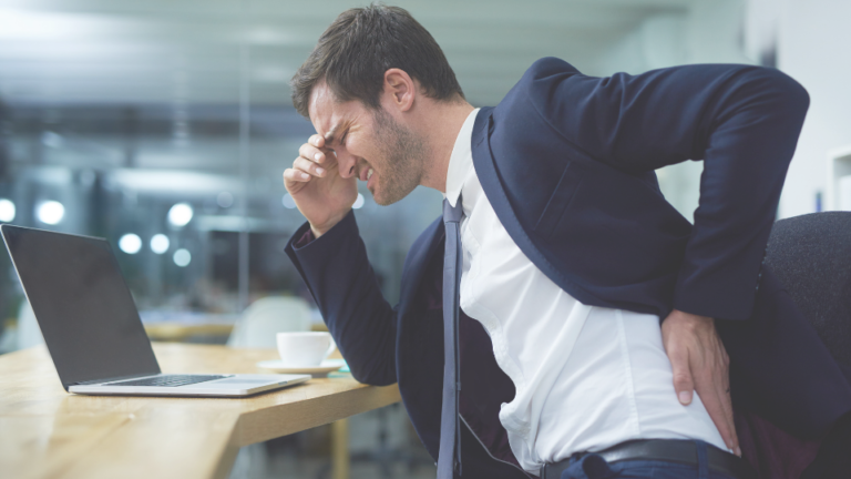 Read more about the article Lumbar disc injury – What a bulging disc feels like and what to do about it
