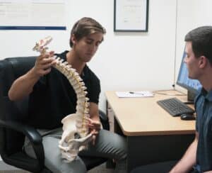 chiropractic explaining spinal care