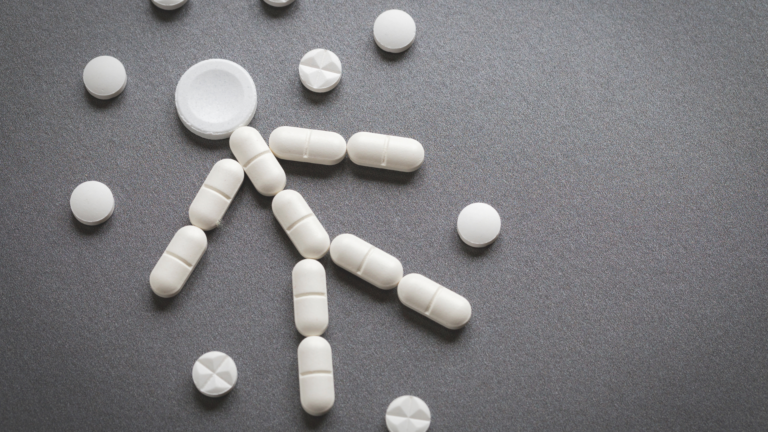 Read more about the article Don’t let medication and painkillers be your go-to pain-reliever